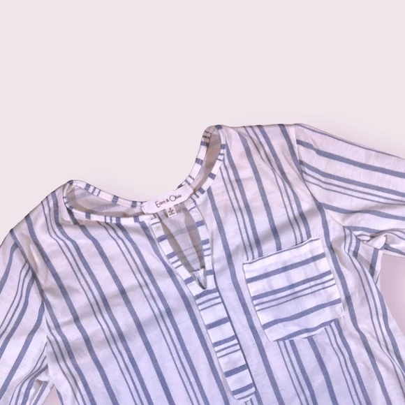 Eden & Olivia Anthropologie V Neck Stripped Pull Over Shirt Womens Size Small - Picture 2 of 8